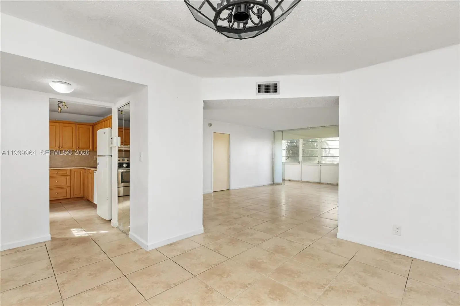 3990 NW 42nd Ave # 106, Lauderdale Lakes FL 33319 photo 4