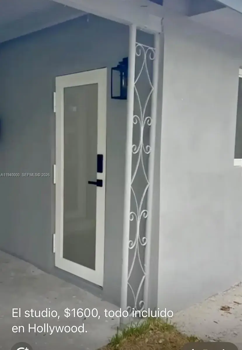 651 N 73rd Ave, Hollywood FL 33024