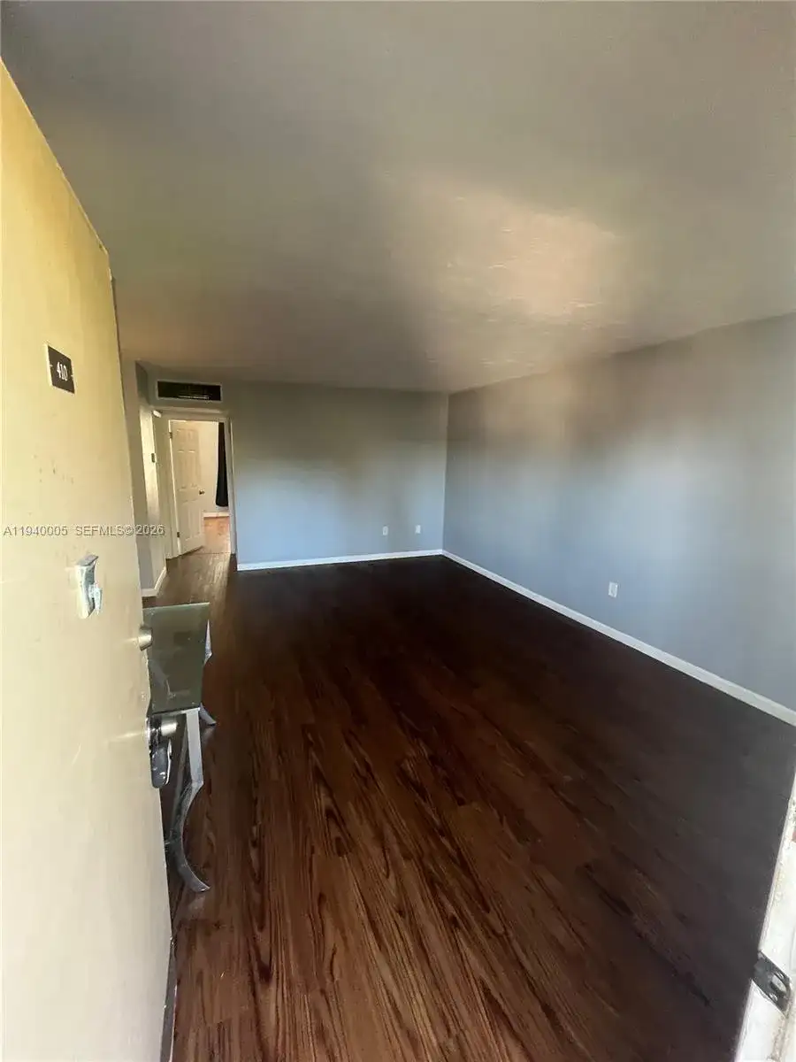 1475 NE 125th Ter, North Miami FL 33161 photo 2