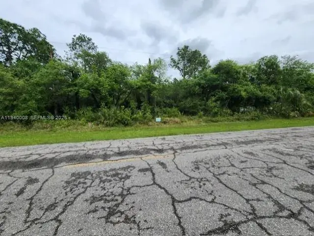 375 Montura Ave, Clewiston FL 33440