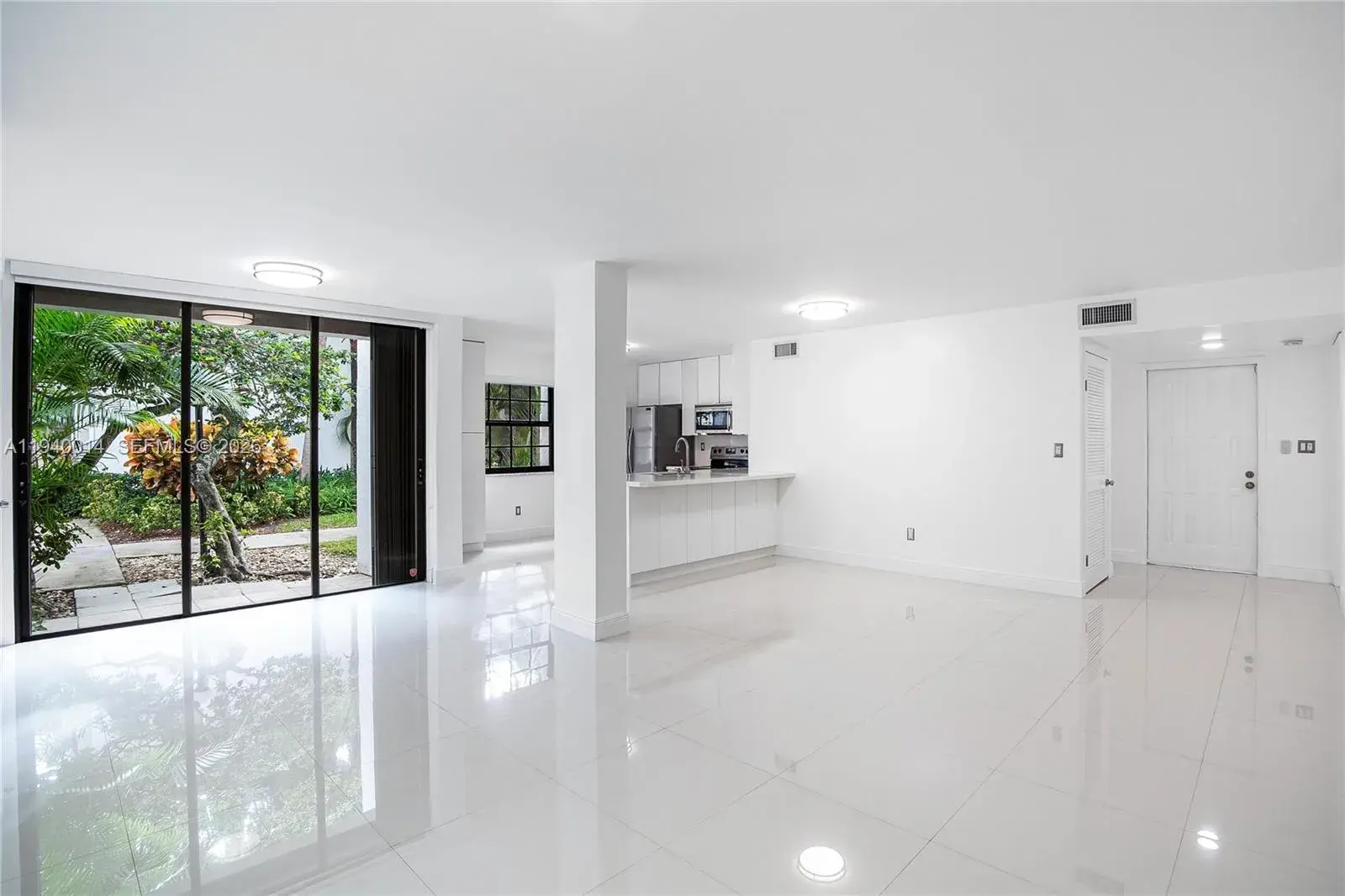 3545 Magellan Cir # 5, Aventura FL 33180