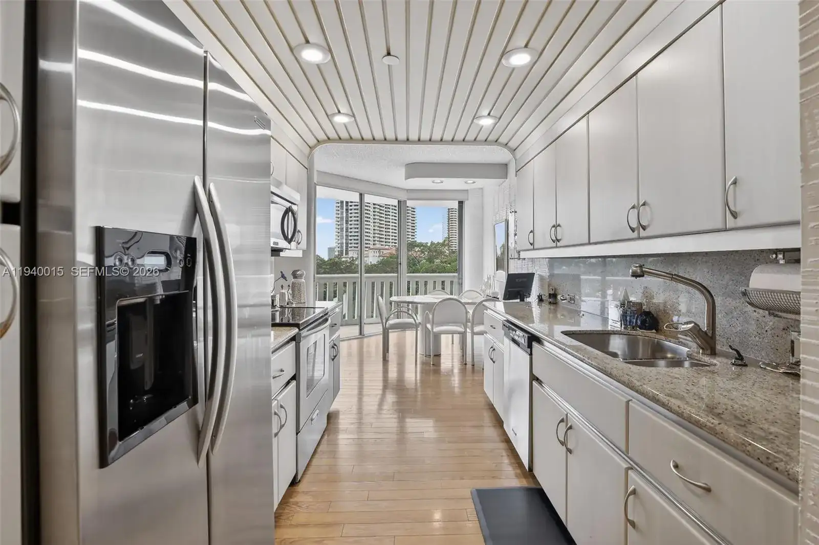 3000 Island Blvd # 502, Aventura FL 33160 photo 3