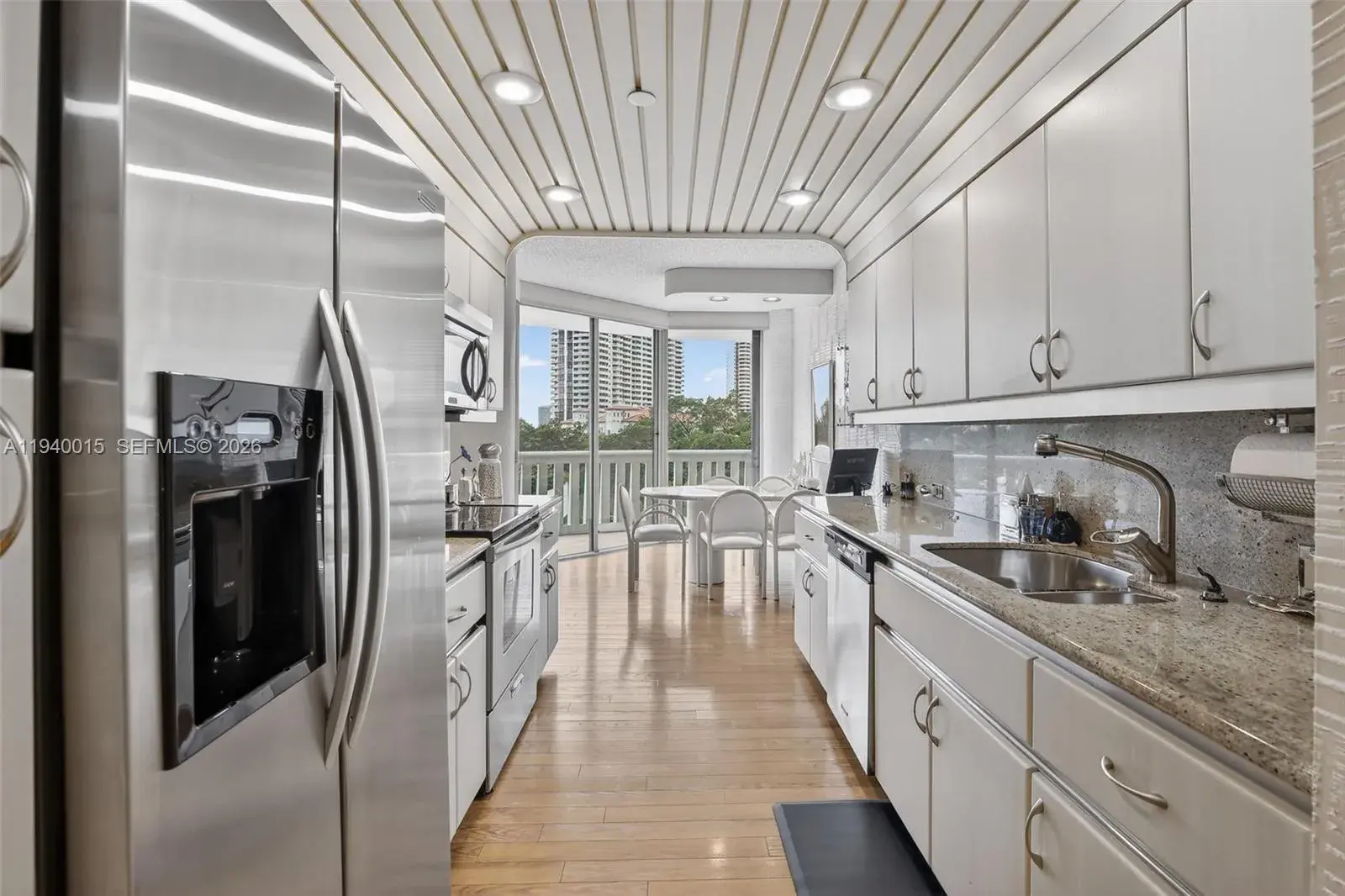 3000 Island Blvd # 502, Aventura FL 33160