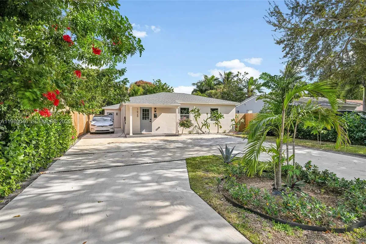 1628 NW 5th Ave, Fort Lauderdale FL 33311