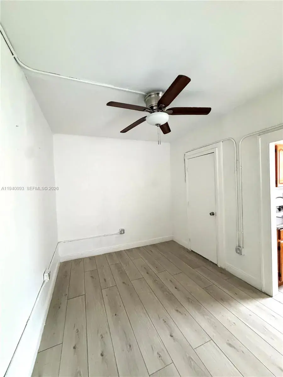 967 SW 5th St # 18, Miami FL 33130 photo 2