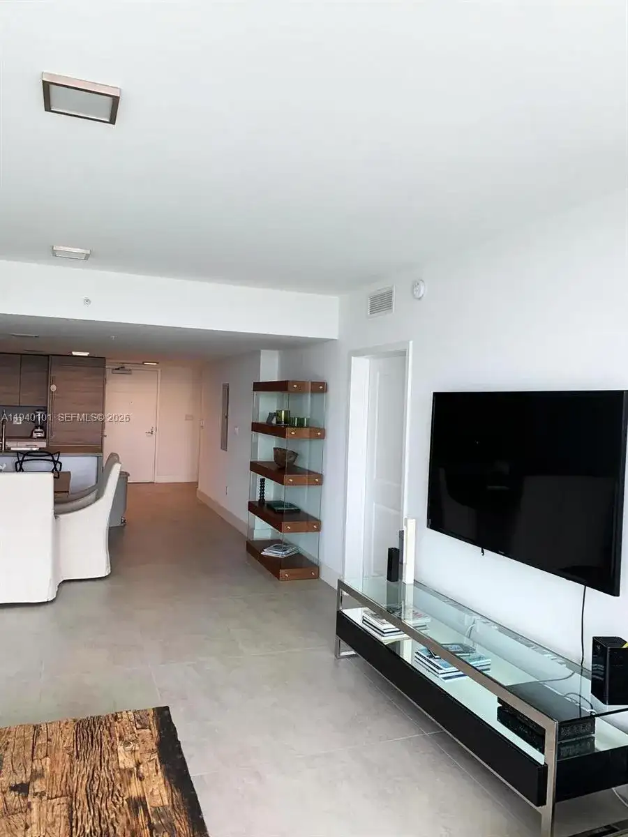 400 Sunny Isles Blvd # 1120, Sunny Isles Beach FL 33160 photo 5
