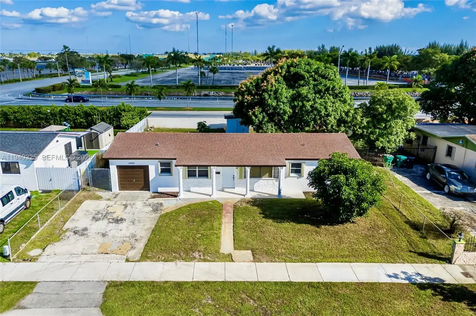 20901 NW 27th Ct, Miami Gardens FL 33056 photo 4