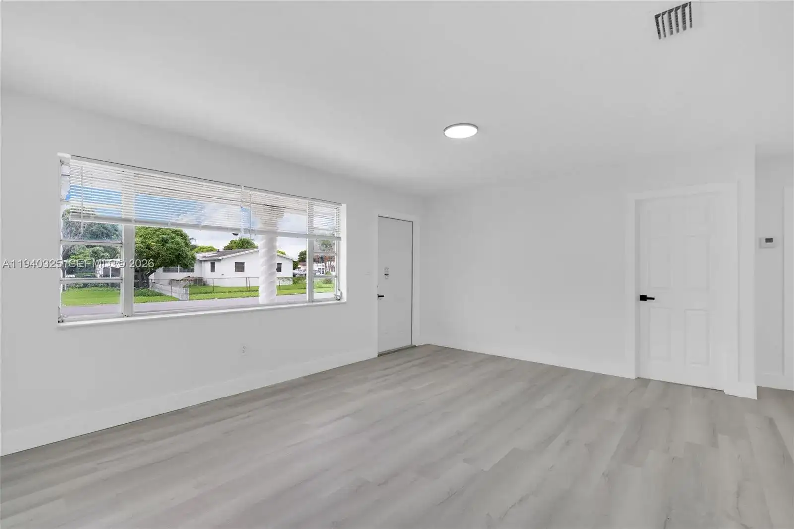 20901 NW 27th Ct, Miami Gardens FL 33056 photo 5
