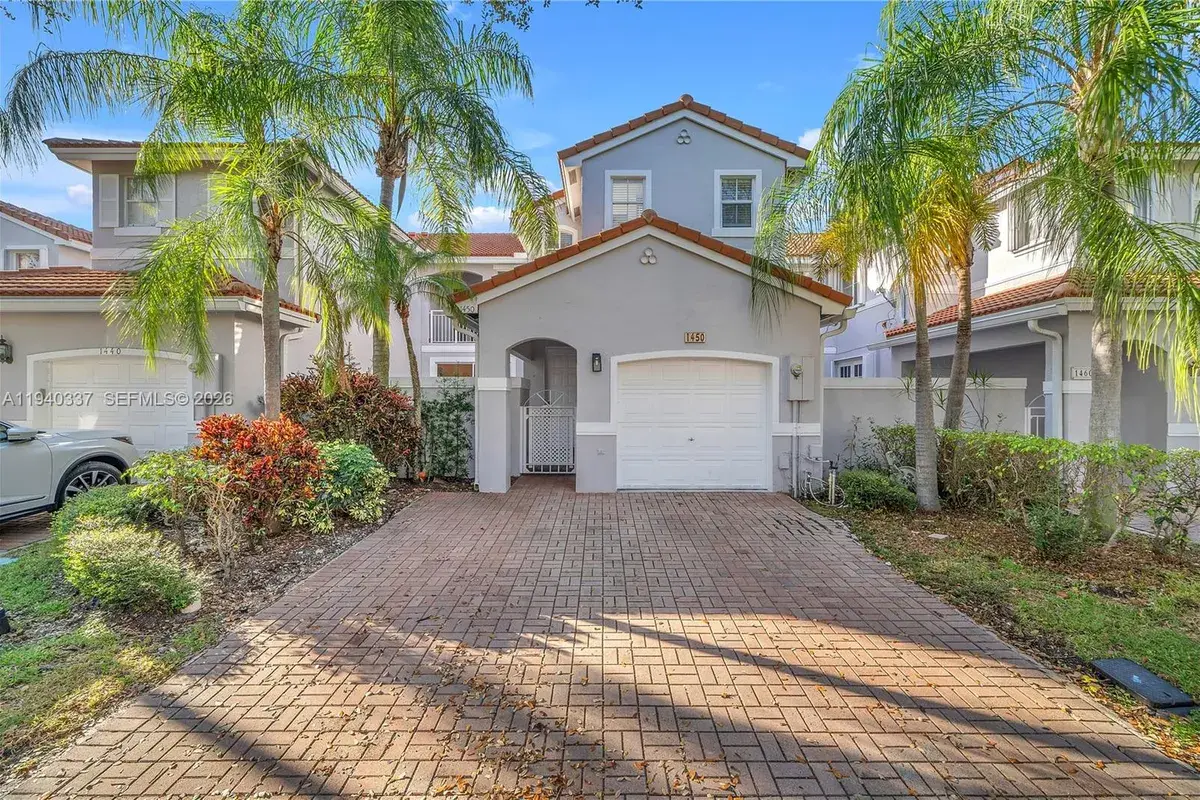 1450 Weeping Willow Way, Hollywood FL 33019