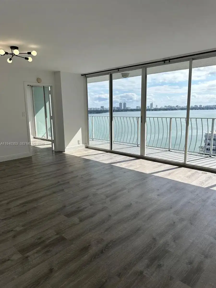 7601 E Treasure Dr # 1823, North Bay Village FL 33141 photo 2