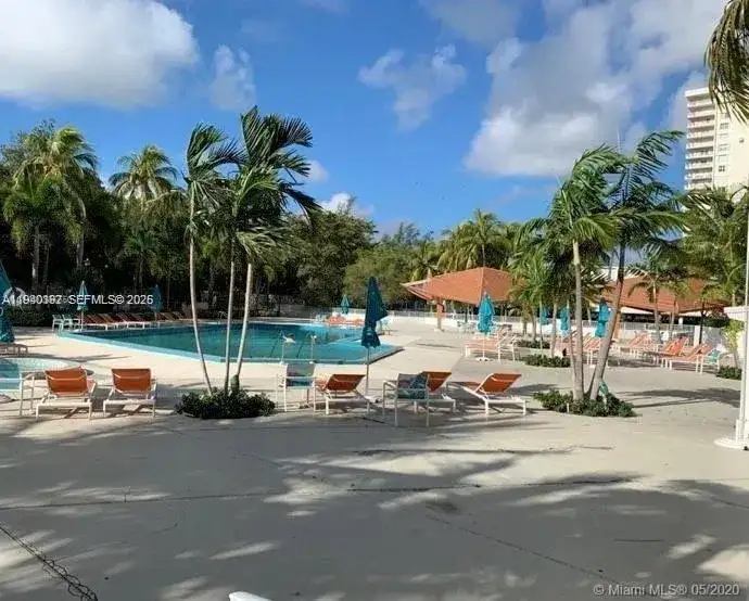 100 Bayview Dr # 1012, Sunny Isles Beach FL 33160 photo 4