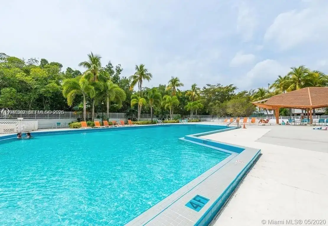 100 Bayview Dr # 1012, Sunny Isles Beach FL 33160 photo 5