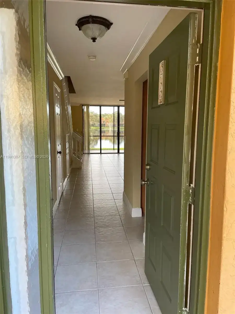 3702 Coral Tree Cir # 3702, Coconut Creek FL 33073 photo 2