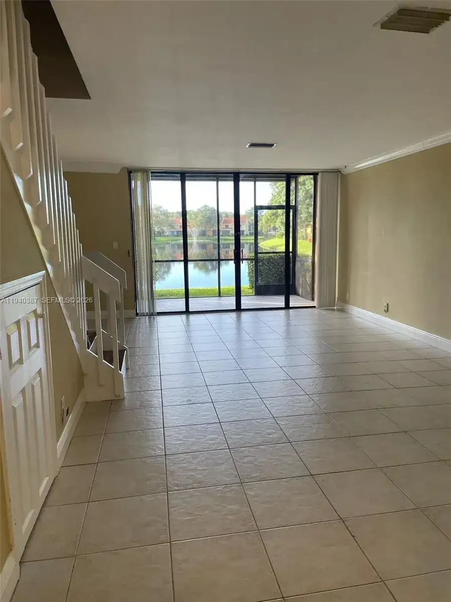 3702 Coral Tree Cir # 3702, Coconut Creek FL 33073 photo 3