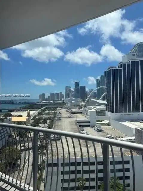 1750 N Bayshore Dr # 1714, Miami FL 33132 photo 3
