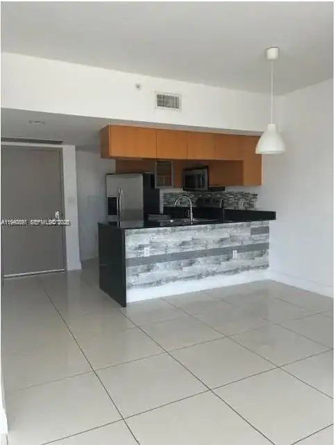 1750 N Bayshore Dr # 1714, Miami FL 33132 photo 4