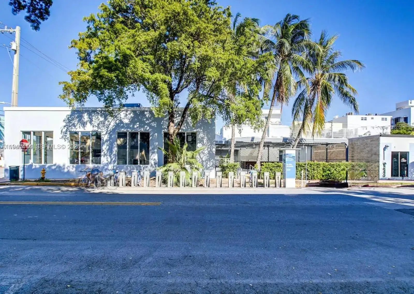 555 Jefferson Ave, Miami Beach FL 33139 photo 2