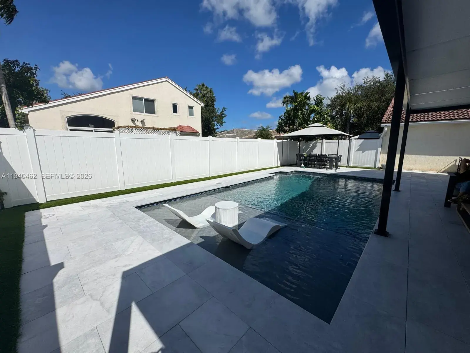 3321 SW 51st St, Hollywood FL 33312