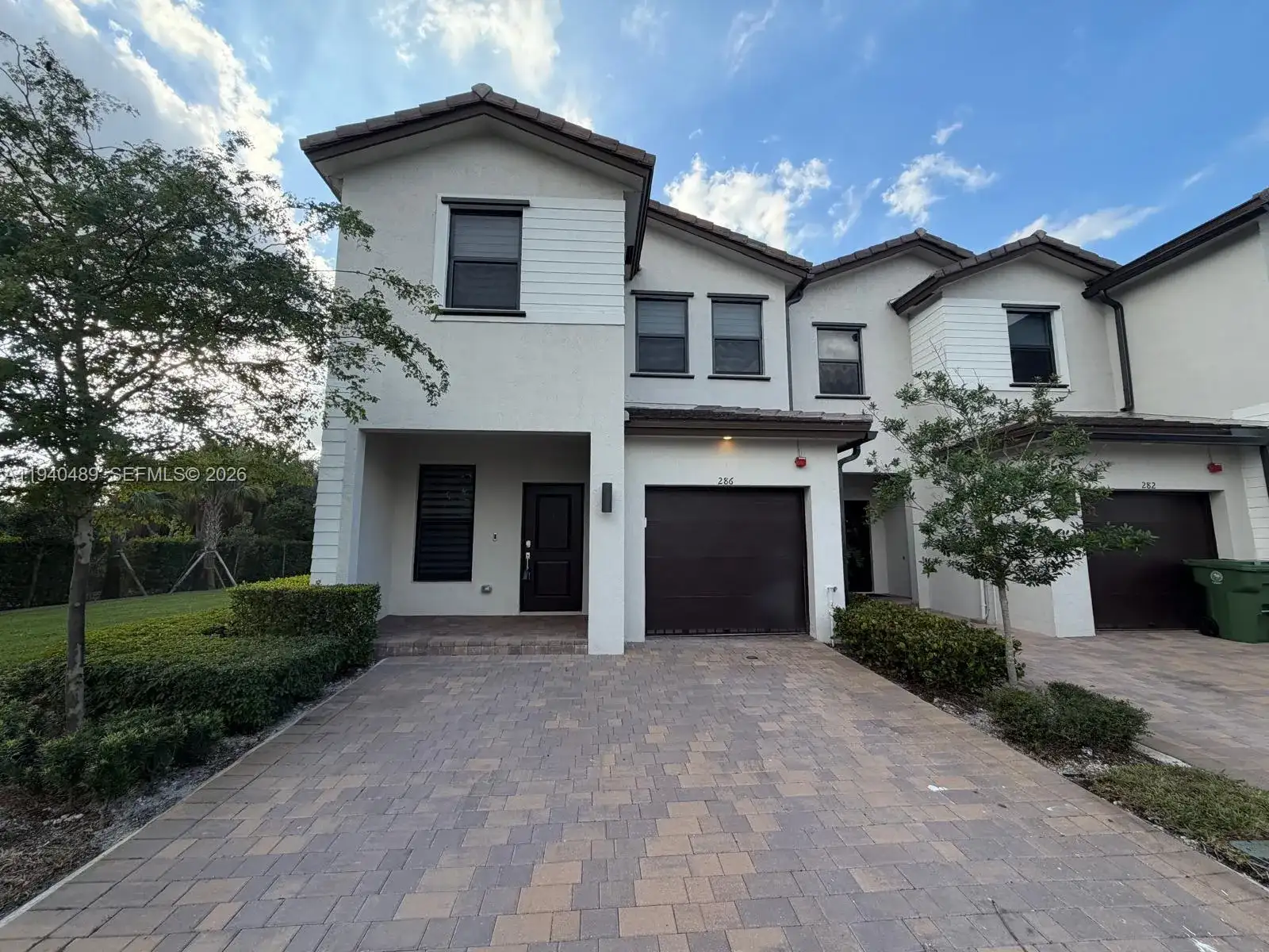 286 SW 159th Pl # 286, Pembroke Pines FL 33027 photo 2