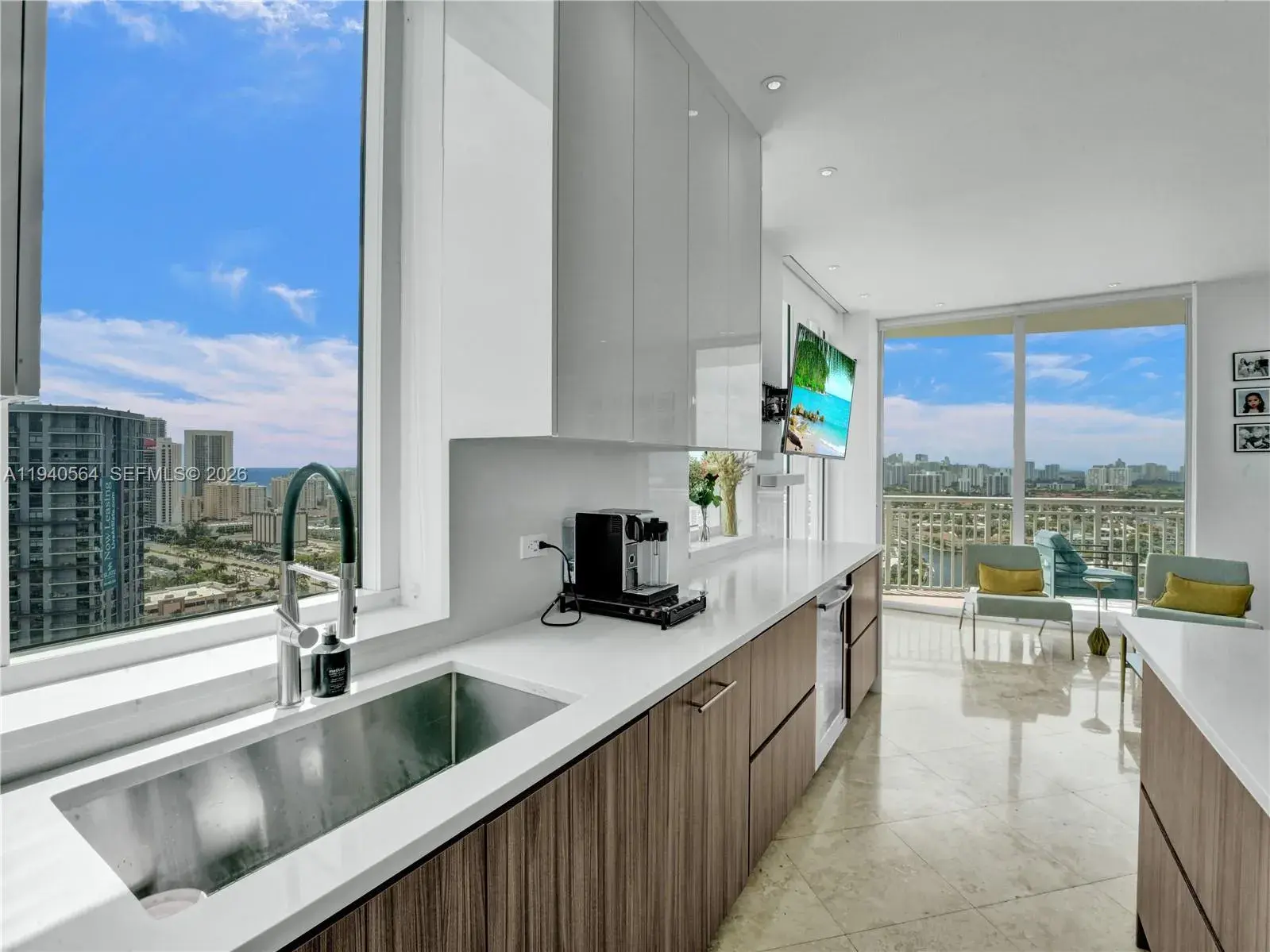 1755 E Hallandale Beach Blvd, Hallandale Beach FL 33009
