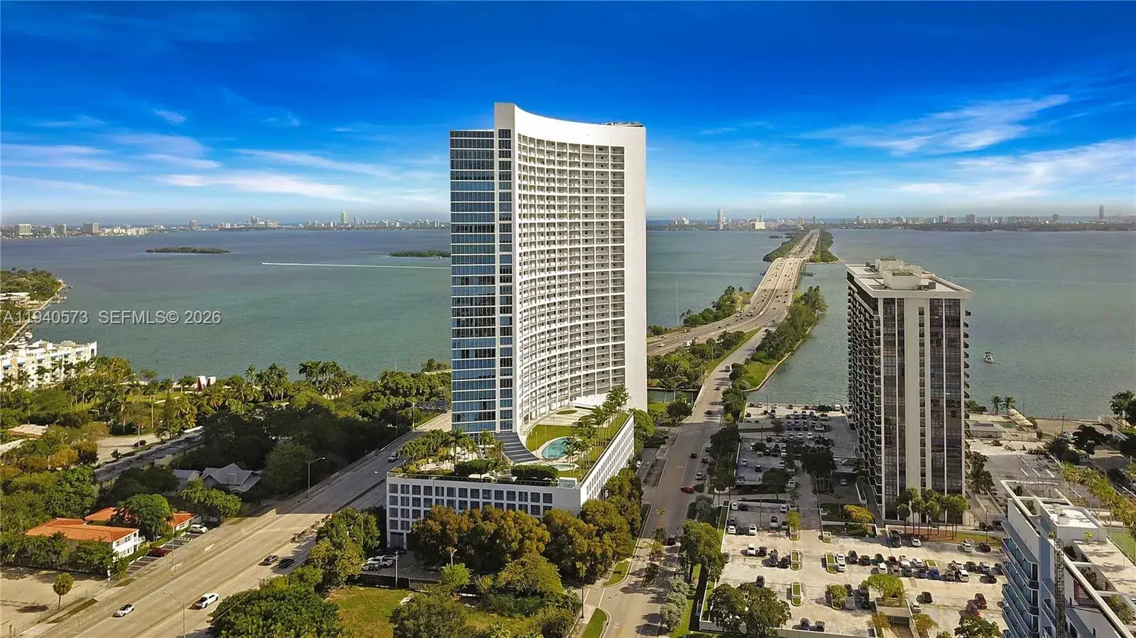 601 NE 36th St # 712, Miami FL 33137
