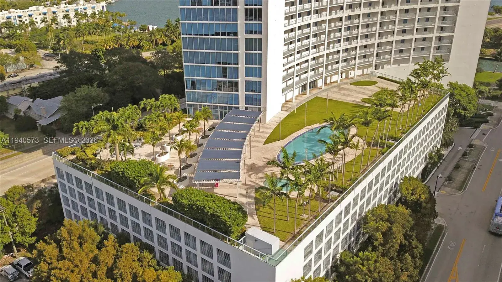 601 NE 36th St # 712, Miami FL 33137