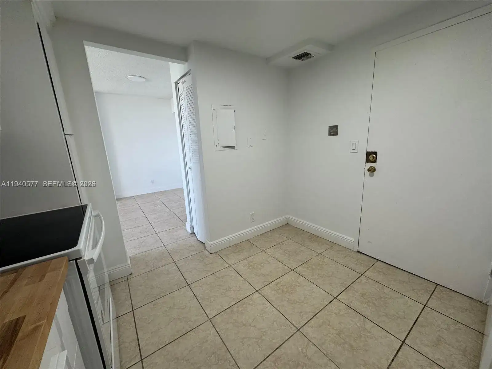 2025 NE 164th St # 603, North Miami Beach FL 33162 photo 2