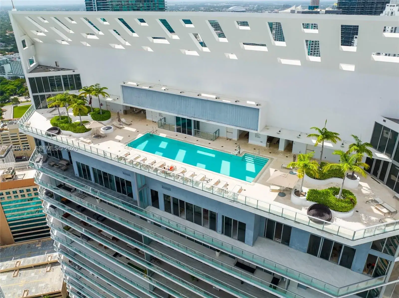 1300 Brickell Bay Dr # 2509, Miami FL 33131 photo 2