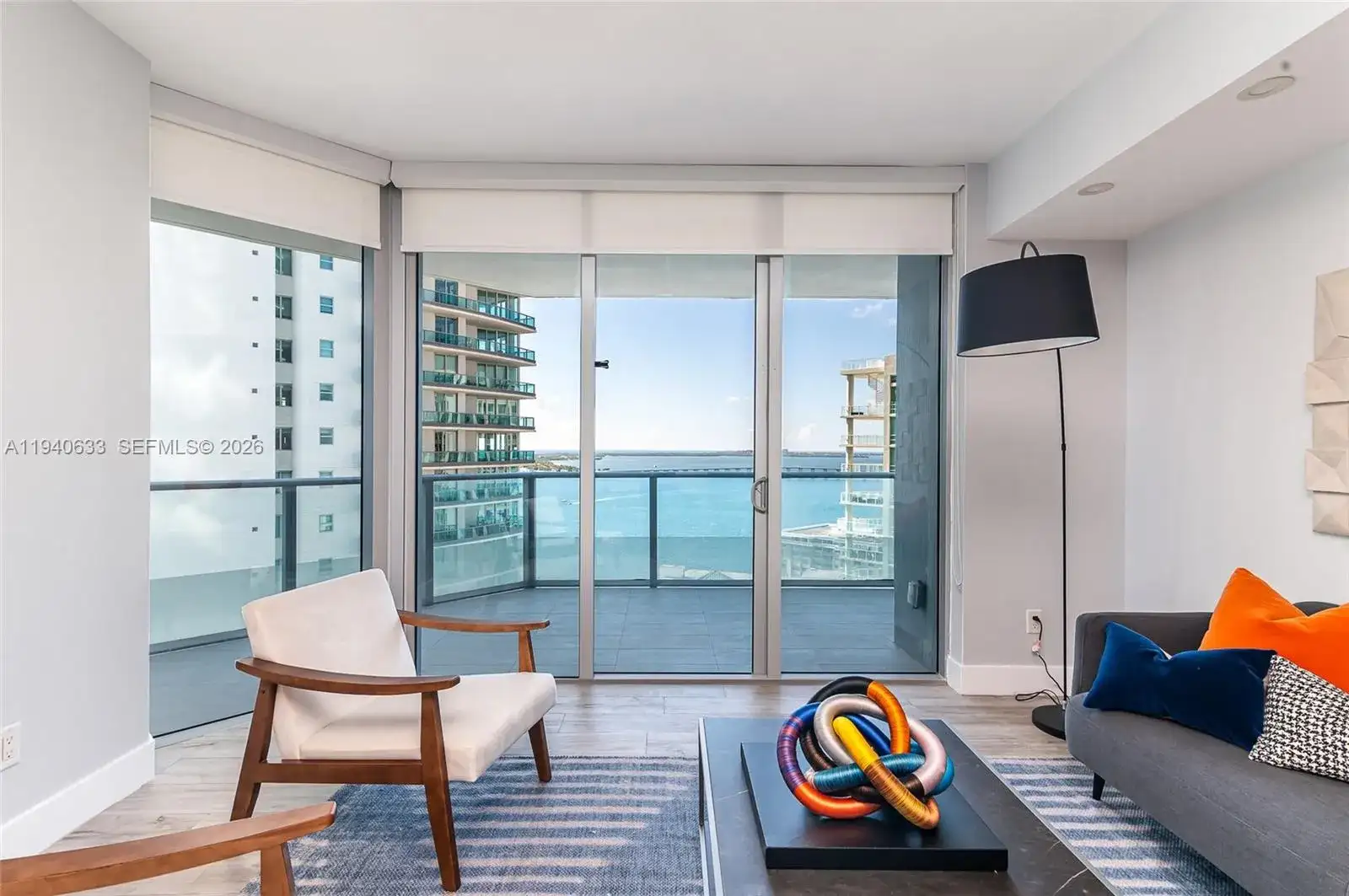 1300 Brickell Bay Dr # 2509, Miami FL 33131 photo 4