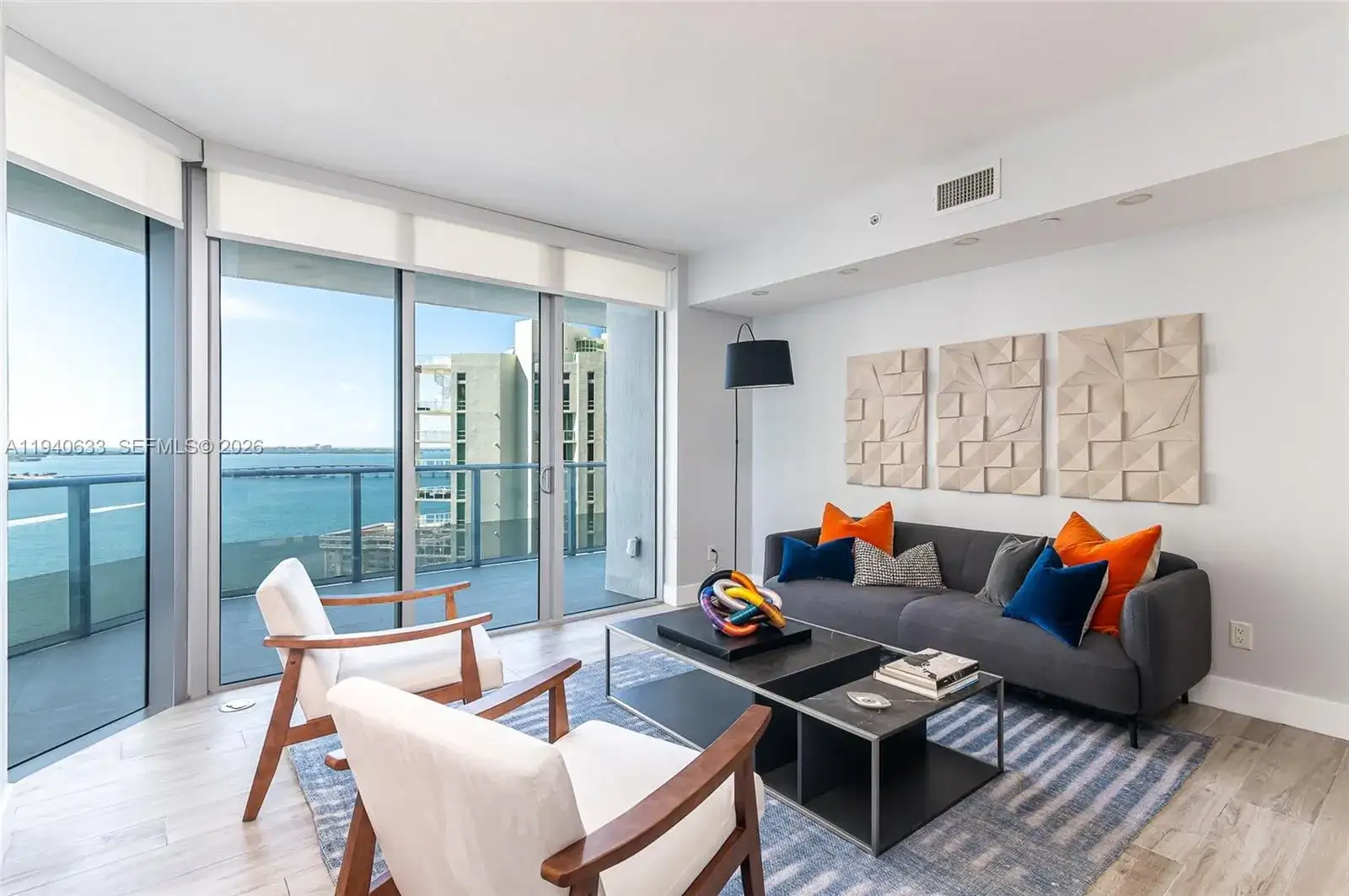 1300 Brickell Bay Dr # 2509, Miami FL 33131 photo 5