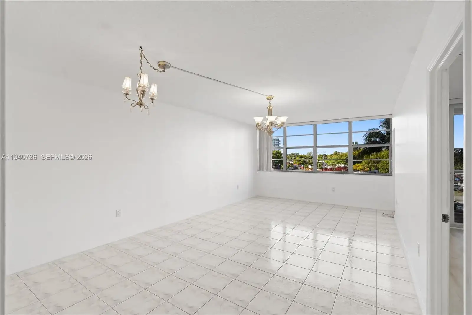 1351 NE Miami Gardens Dr # 301E, Miami FL 33179 photo 5