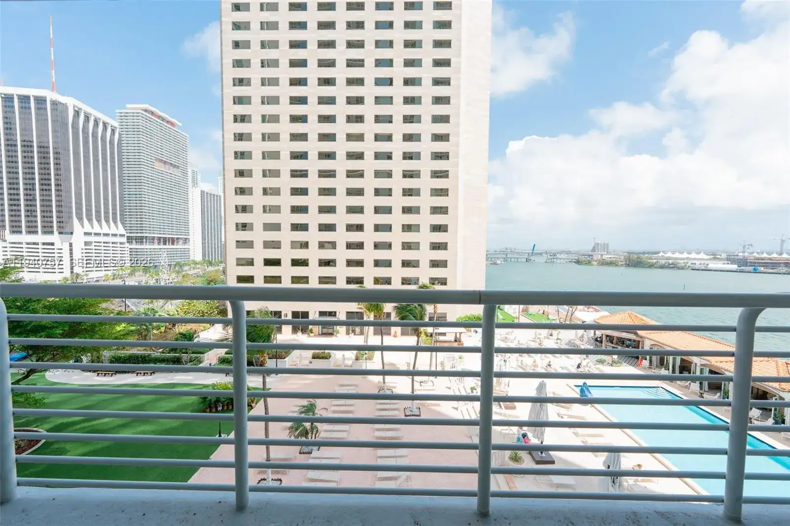 335 S Biscayne Blvd # 1108, Miami FL 33131 photo 4