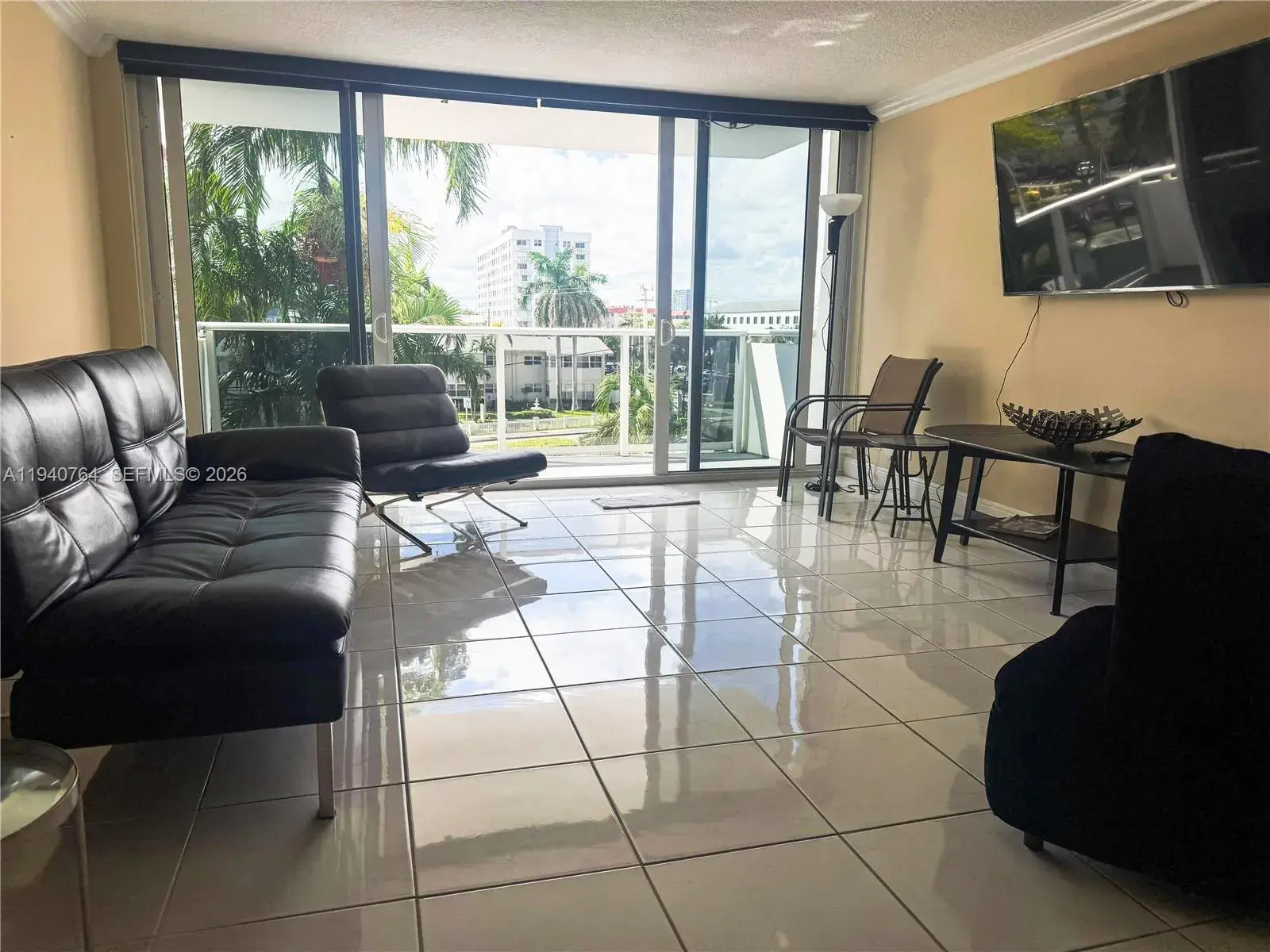 3140 S Ocean Dr # 210, Hallandale Beach FL 33009