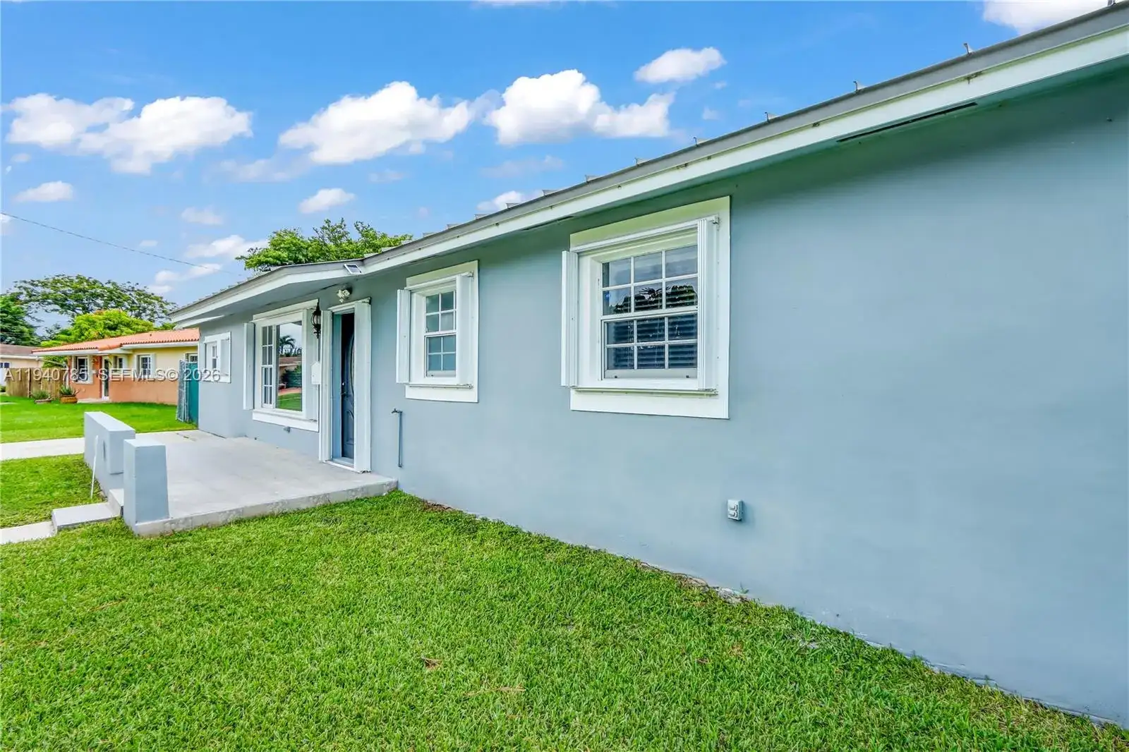 5725 SW 107th Pl, Miami FL 33173 photo 2