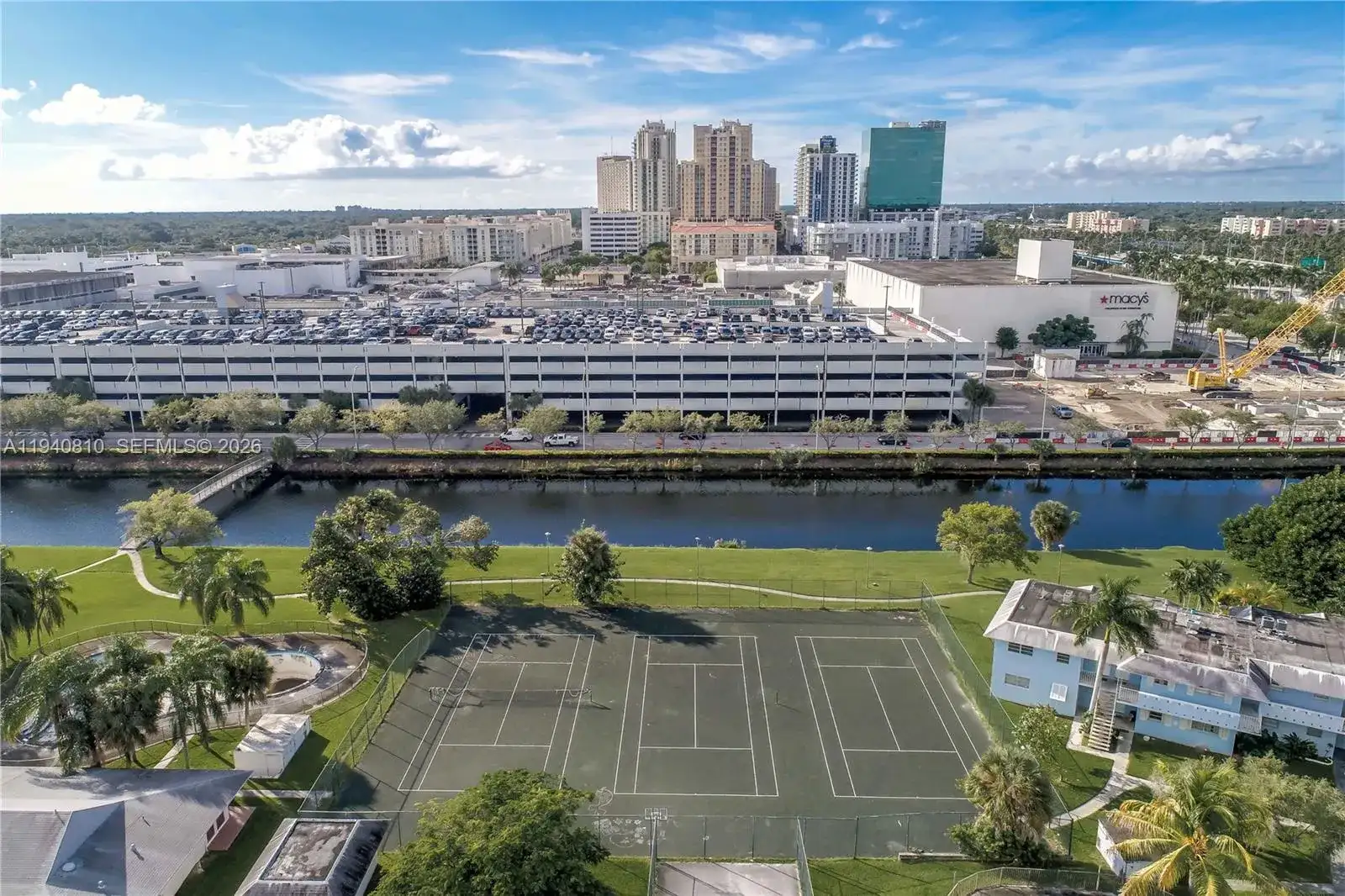 7410 SW 82nd St # K405, Miami FL 33143 photo 3