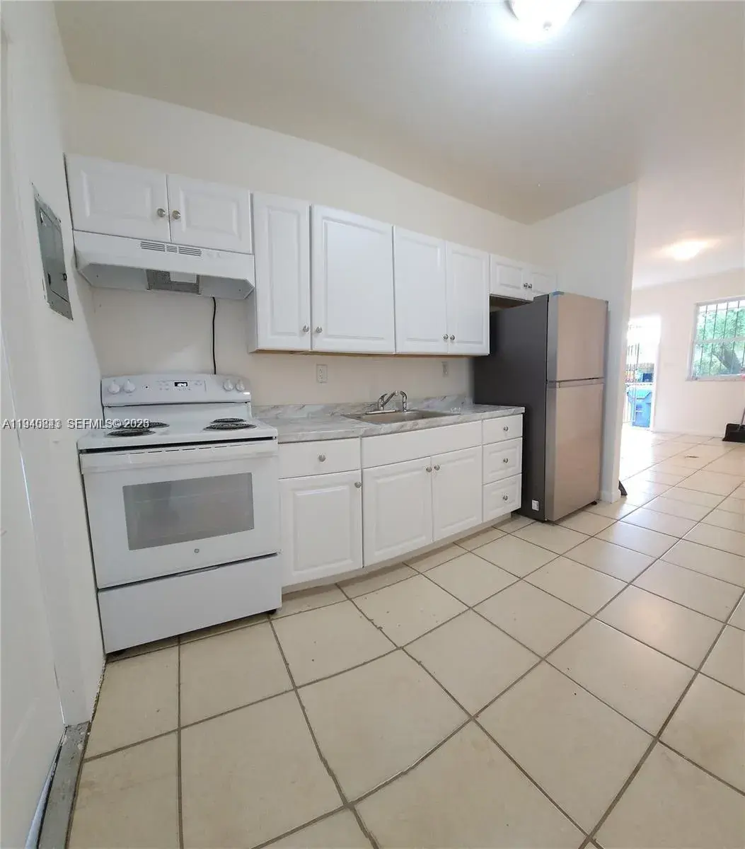 920 NW 55th Ter # 922, Miami FL 33127