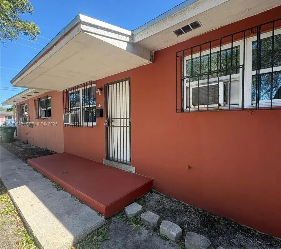 920 NW 55th Ter # 922, Miami FL 33127