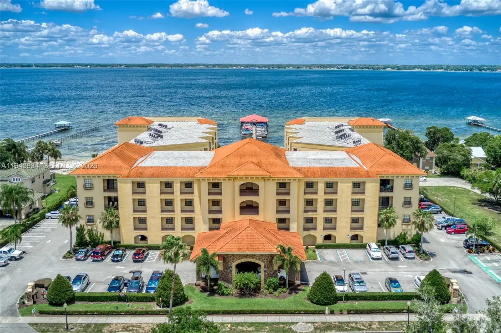 2351 Lakeview Drive # 115, Sebring FL 33870