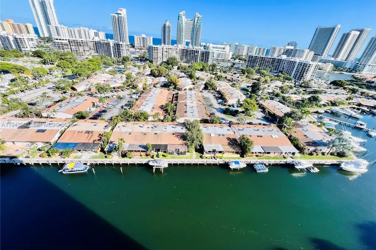 2500 Parkview Dr # 1803, Hallandale Beach FL 33009