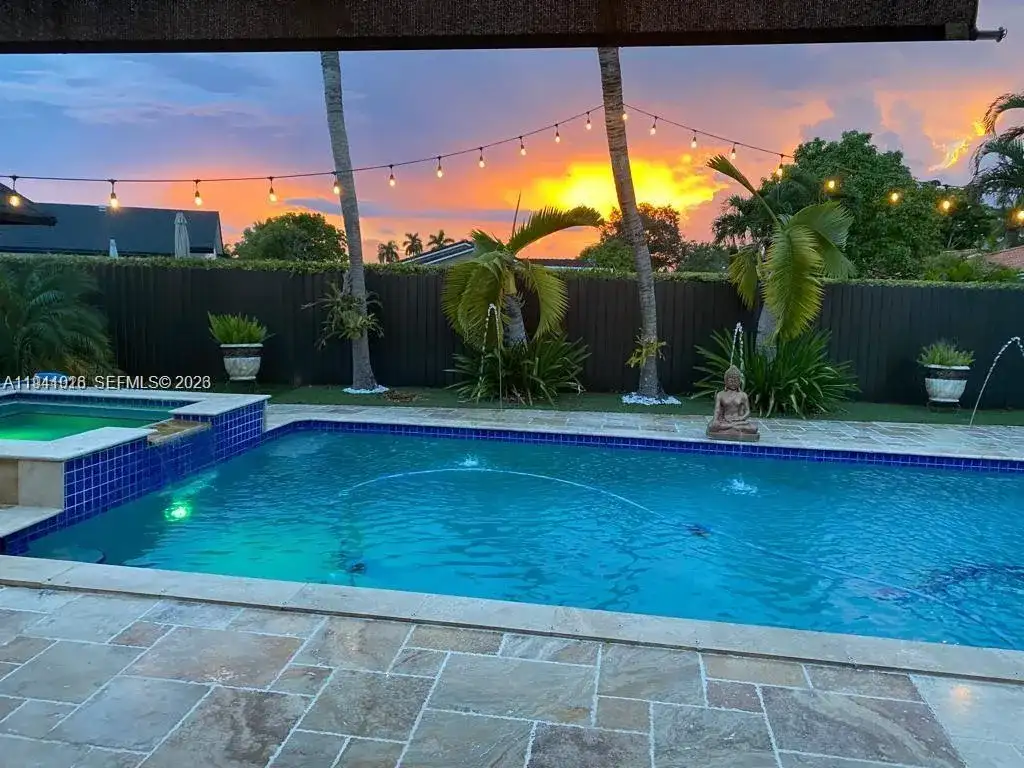 4872 SW 140th Ave, Miami FL 33175 photo 4