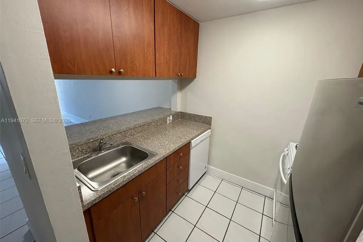 505 NE 30th St # 506, Miami FL 33137