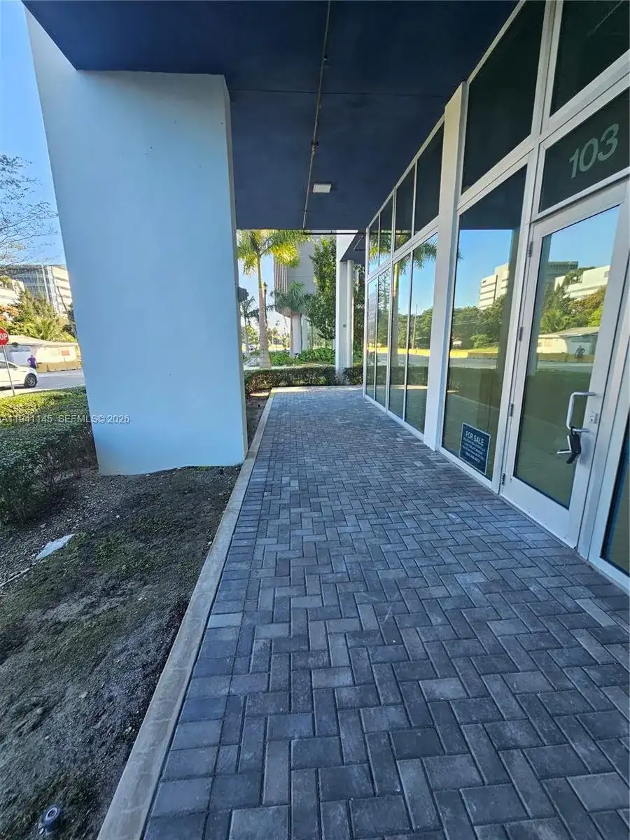 2820 NE 214 st UNIT 5, Aventura FL 33180 photo 4