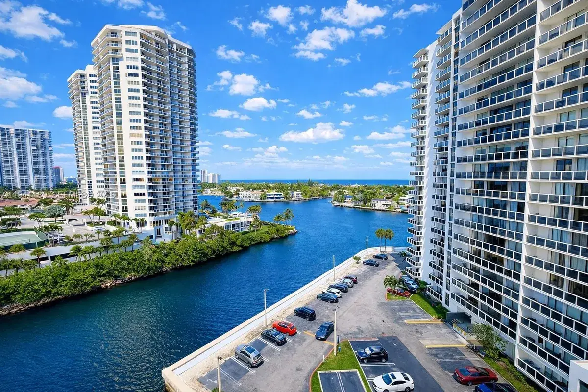 20505 E Country Club Dr # 1033, Aventura FL 33180