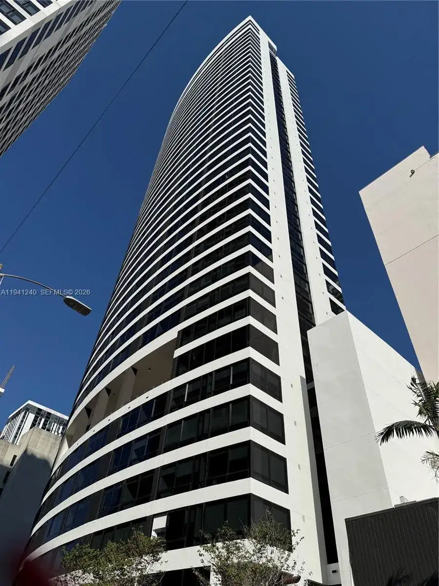 225 N MIAMI AVE # 3505, Miami FL 33132 photo 2