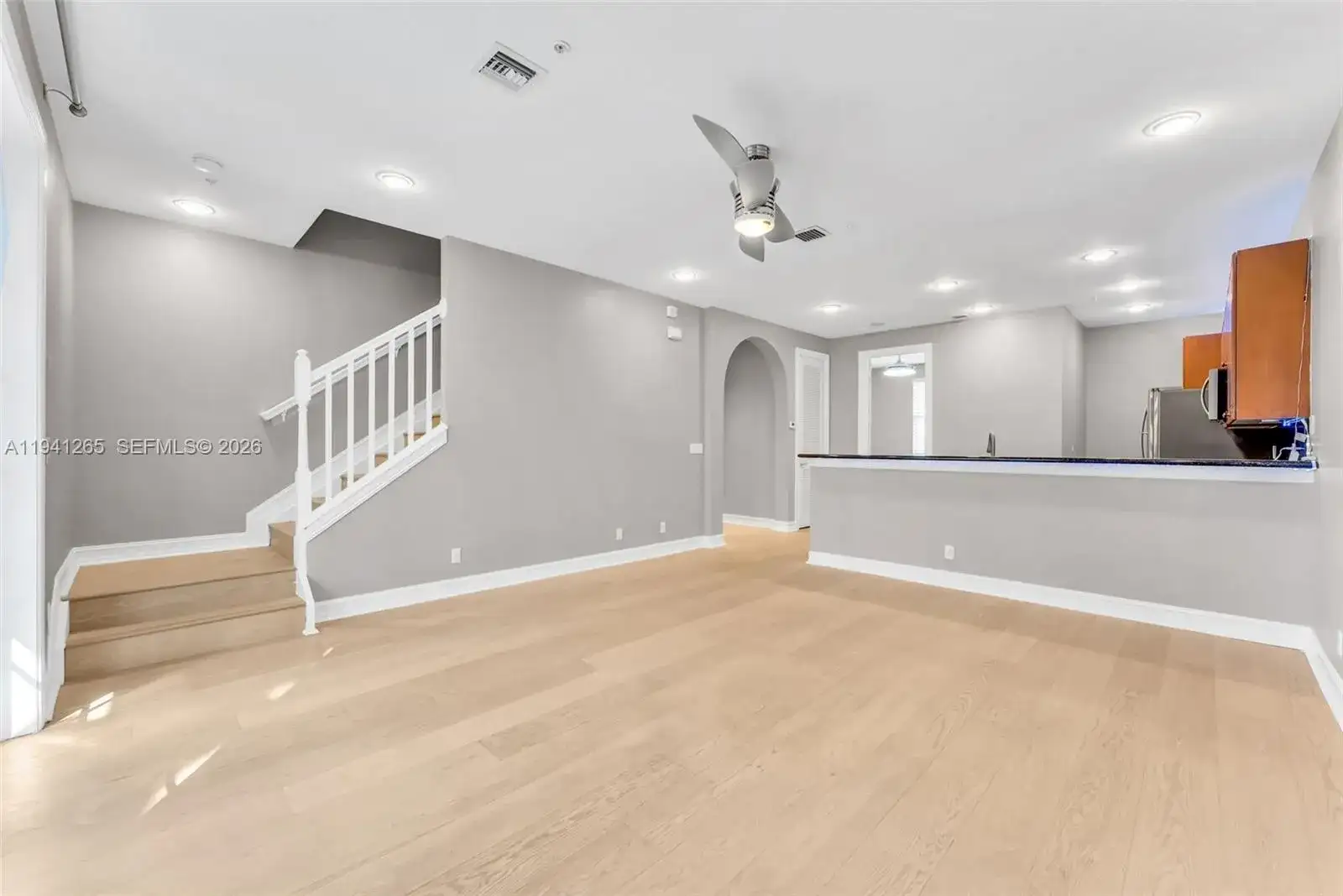 2249 NE 9th Ave, Wilton Manors FL 33305 photo 5