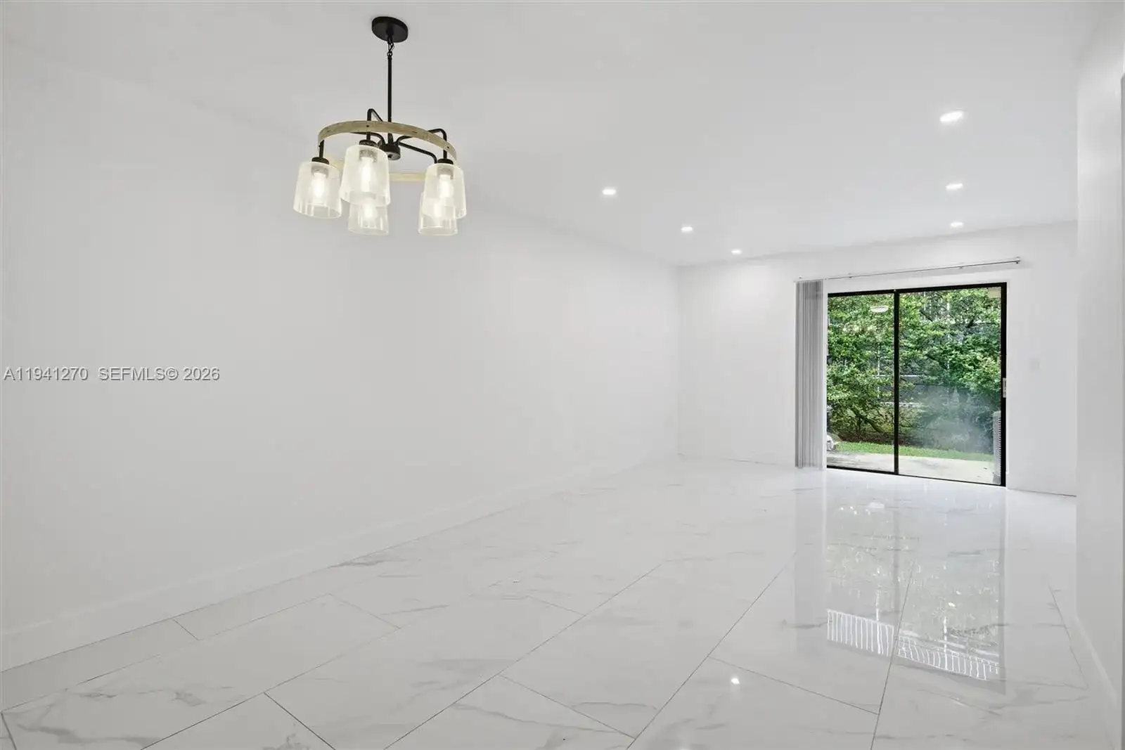 6850 NW 173rd Dr # 103, Hialeah FL 33015 photo 2