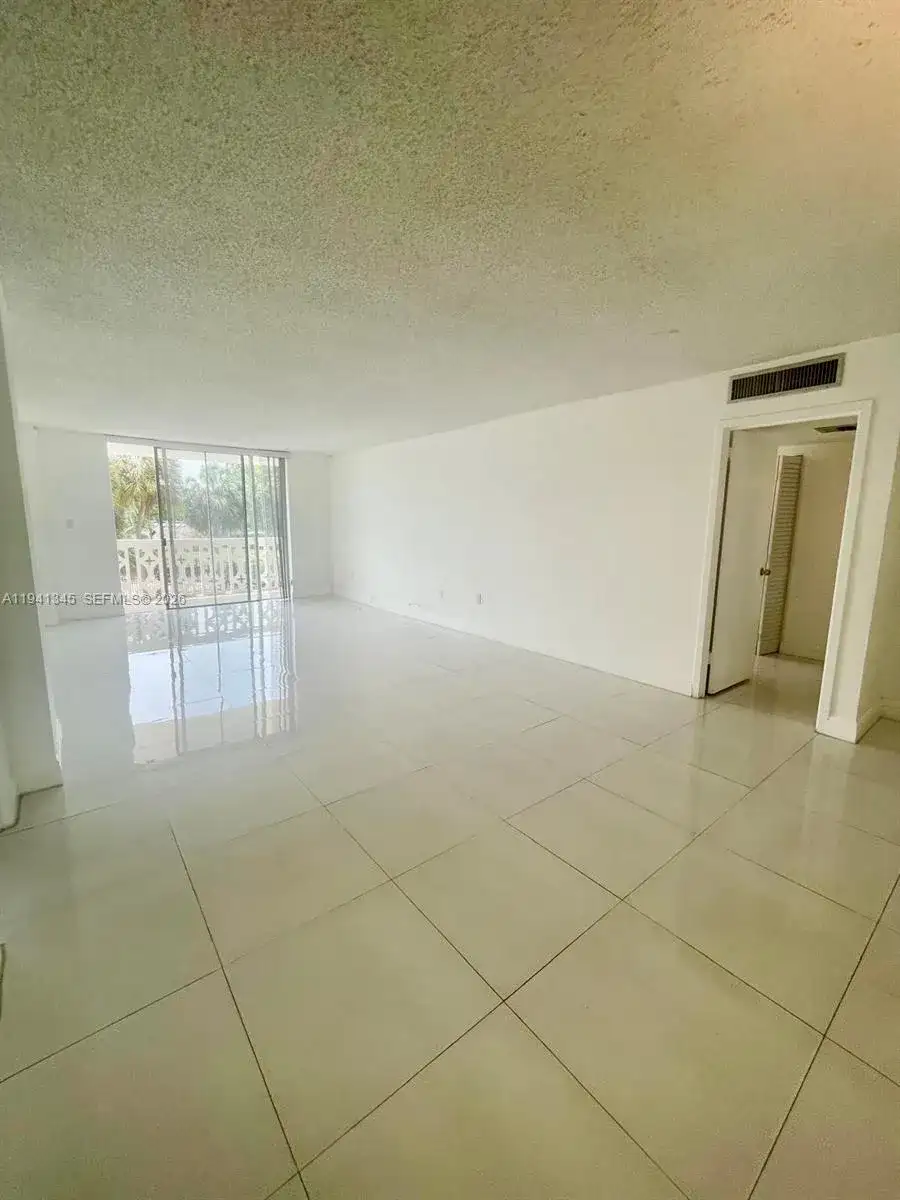 13155 Ixora Ct # 201, North Miami FL 33181 photo 4