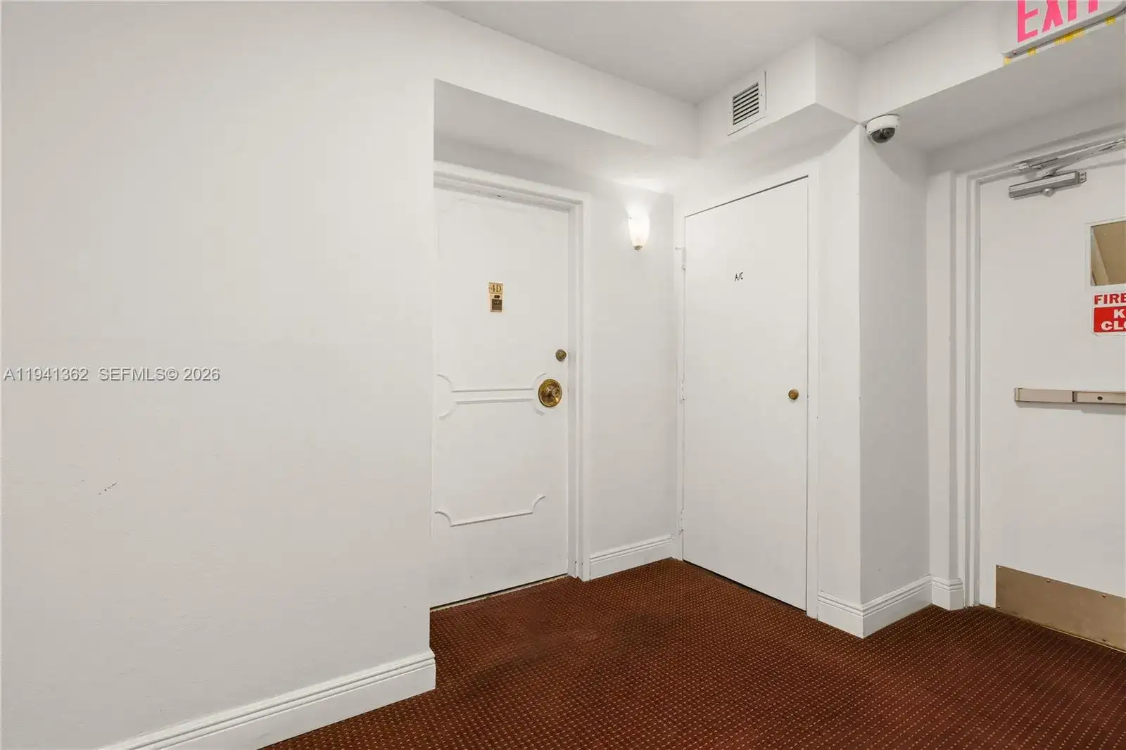 437 Golden Isles Dr # 4D, Hallandale Beach FL 33009 photo 2