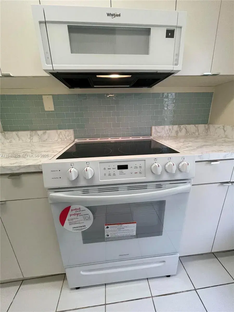 1450 Atlantic Shores Blvd # 109, Hallandale Beach FL 33009