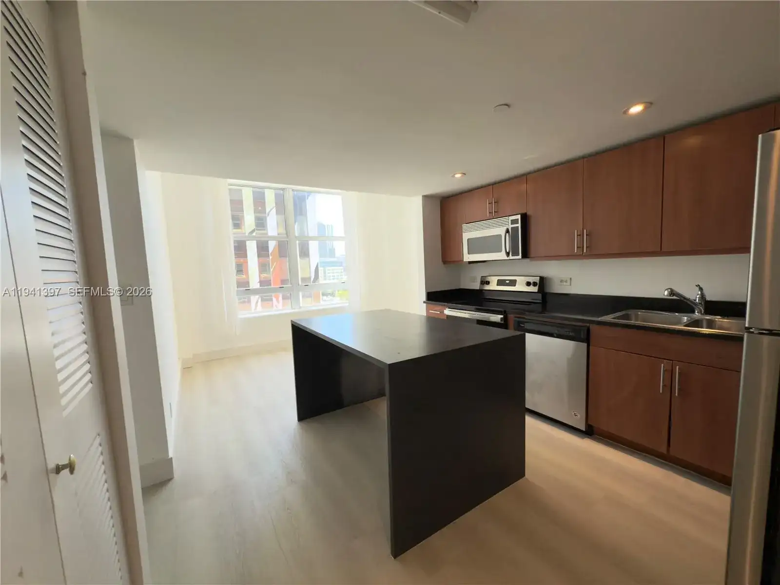111 E Flagler St # 805, Miami FL 33131 photo 3